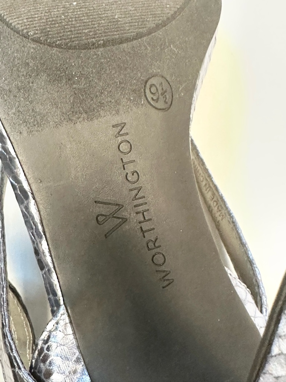 Wothington Tulipa Thong Silver Tone Stiletto Sandals 9.5 - Picture 12 of 12